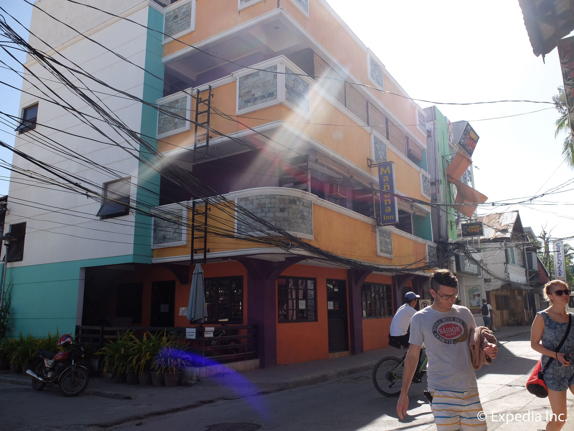 Manana bahay-panuluyan 3*